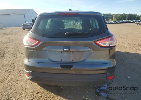 2015 Ford Escape S z USA, uszkodzony, nr VIN 1FMCU0F7XFUC33581